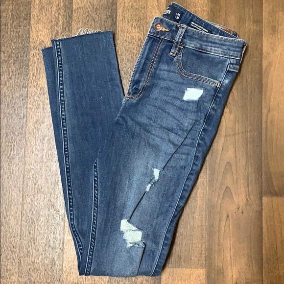 Hollister skinny jeans - Picture 3 of 5